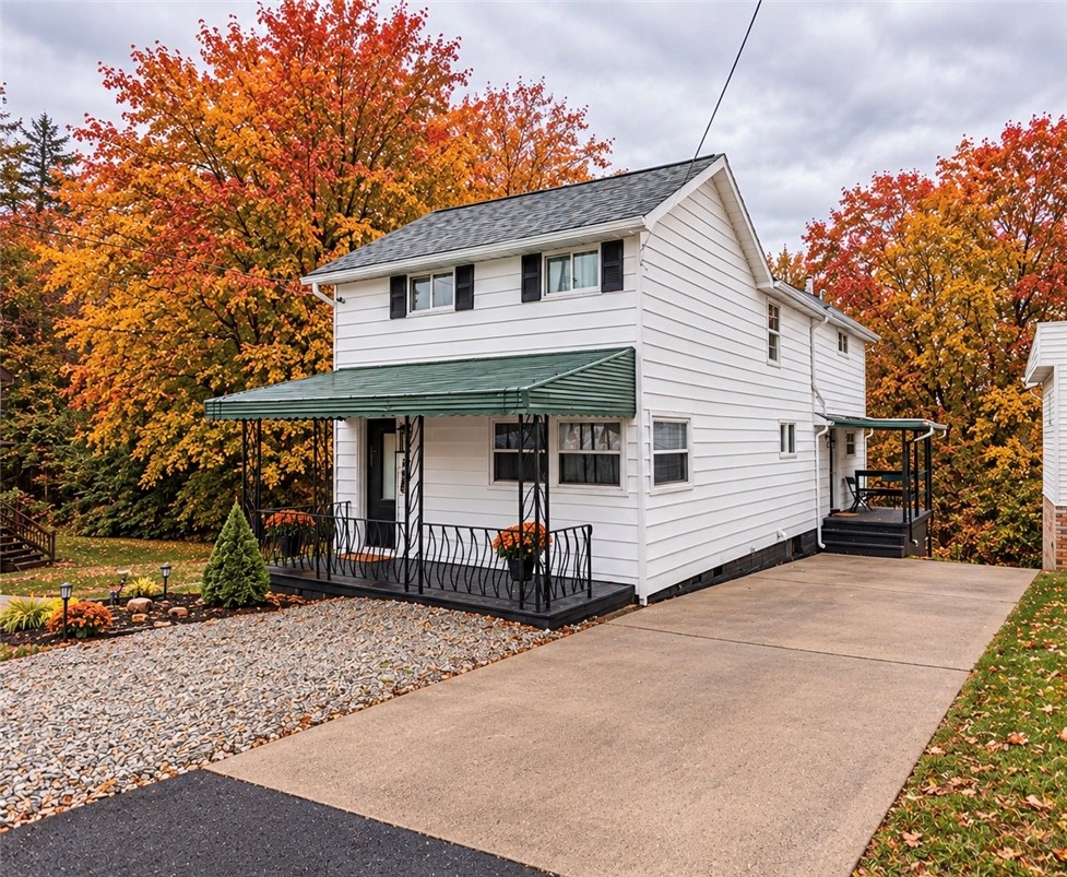 26 Sycamore St — photo 1