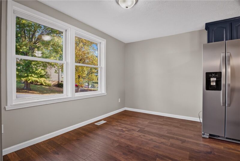 109 Old Meadow Rd — photo 5