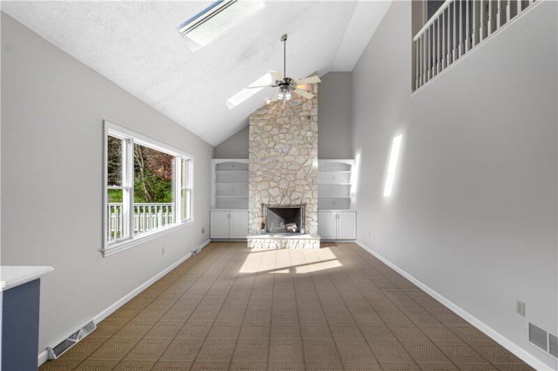 309 Martha Dr — photo 5