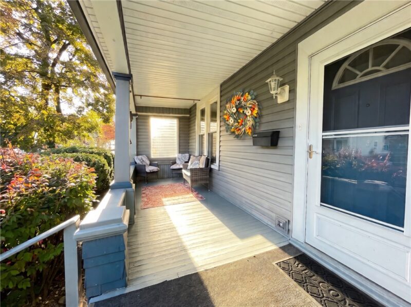 94 Euclid Ave — photo 2