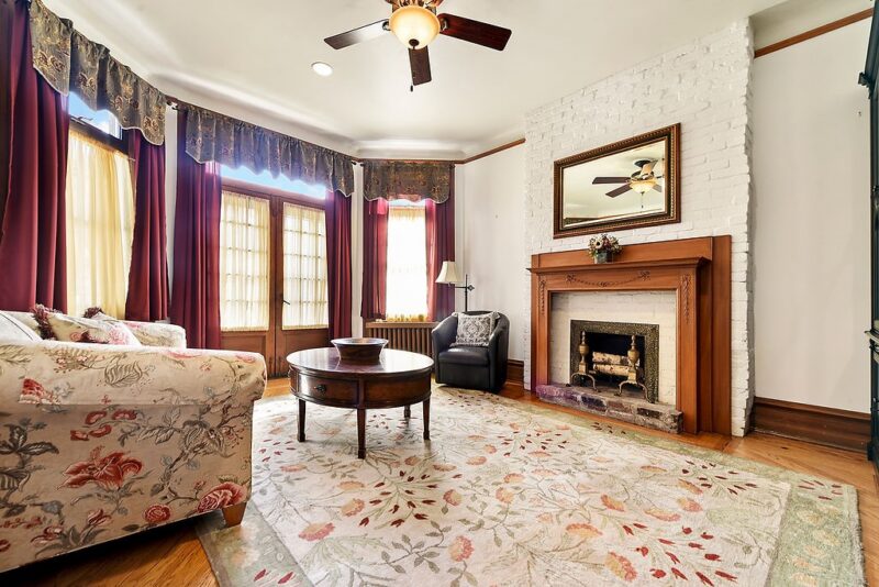 200 S S Lexington Ave — photo 8