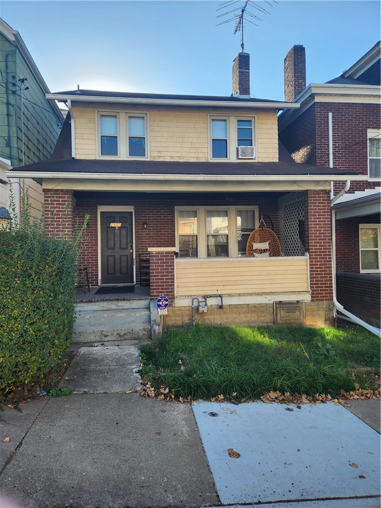 2937 Sacramento Ave — photo 1