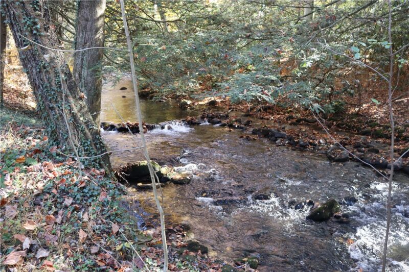 214 Mill Rd — photo 4
