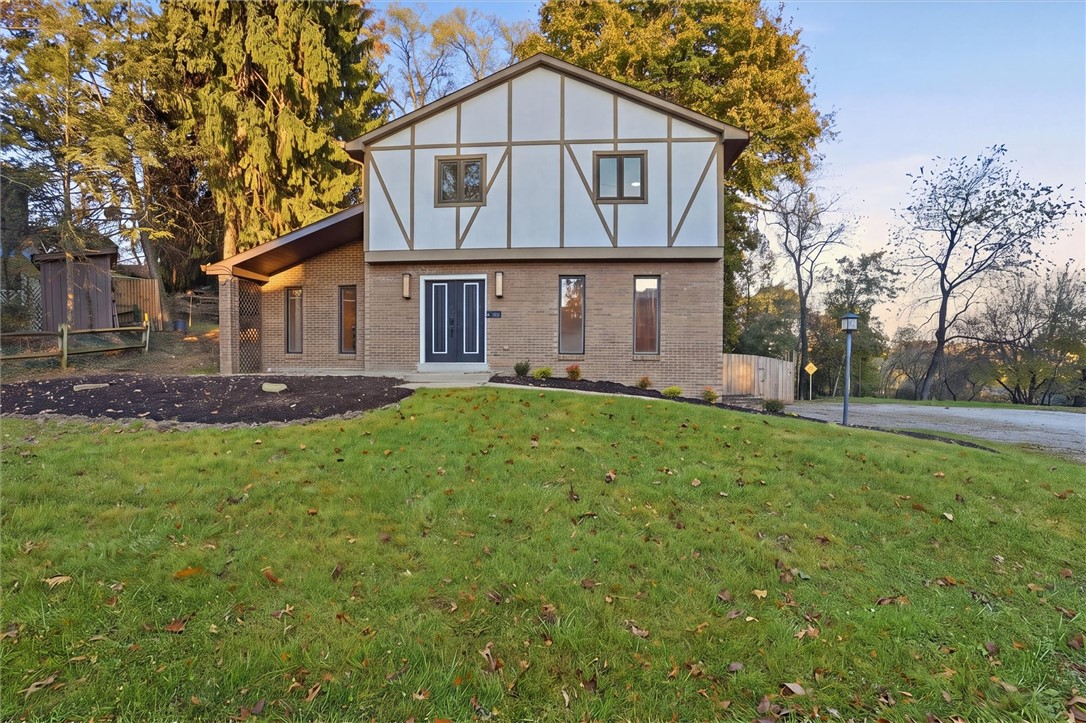1156 Greenridge Ln — photo 1