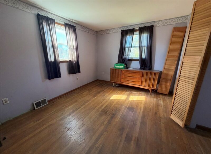 105 Valley View Dr — photo 5
