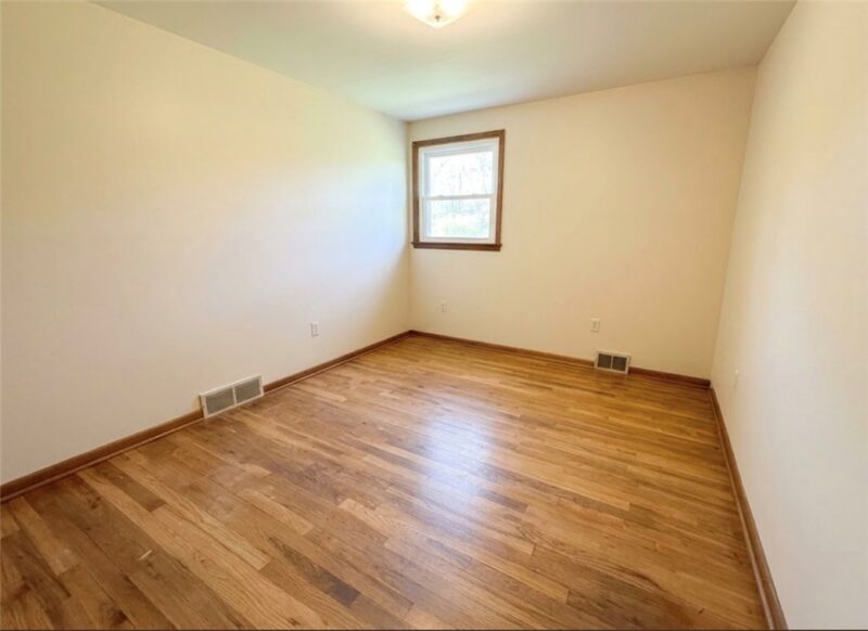 105 Valley View Dr — photo 7