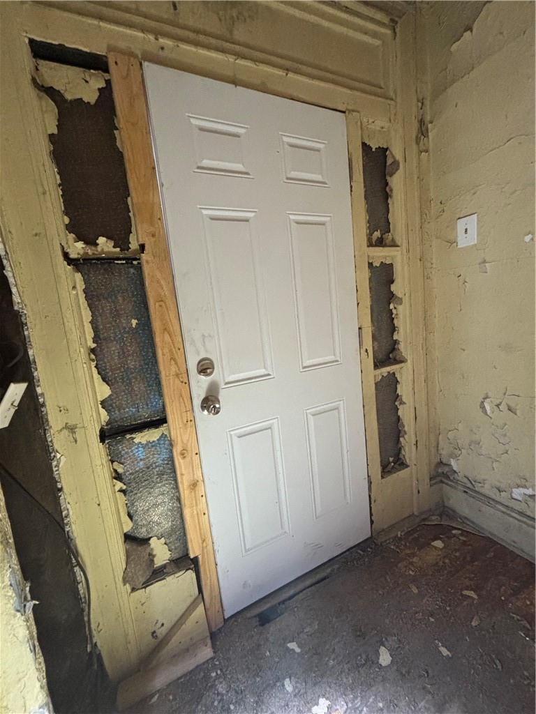 1367 Paulson Ave — photo 5