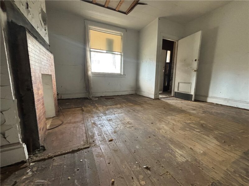 1367 Paulson Ave — photo 6
