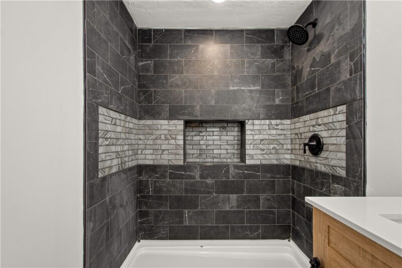 121 Paul St — photo 5