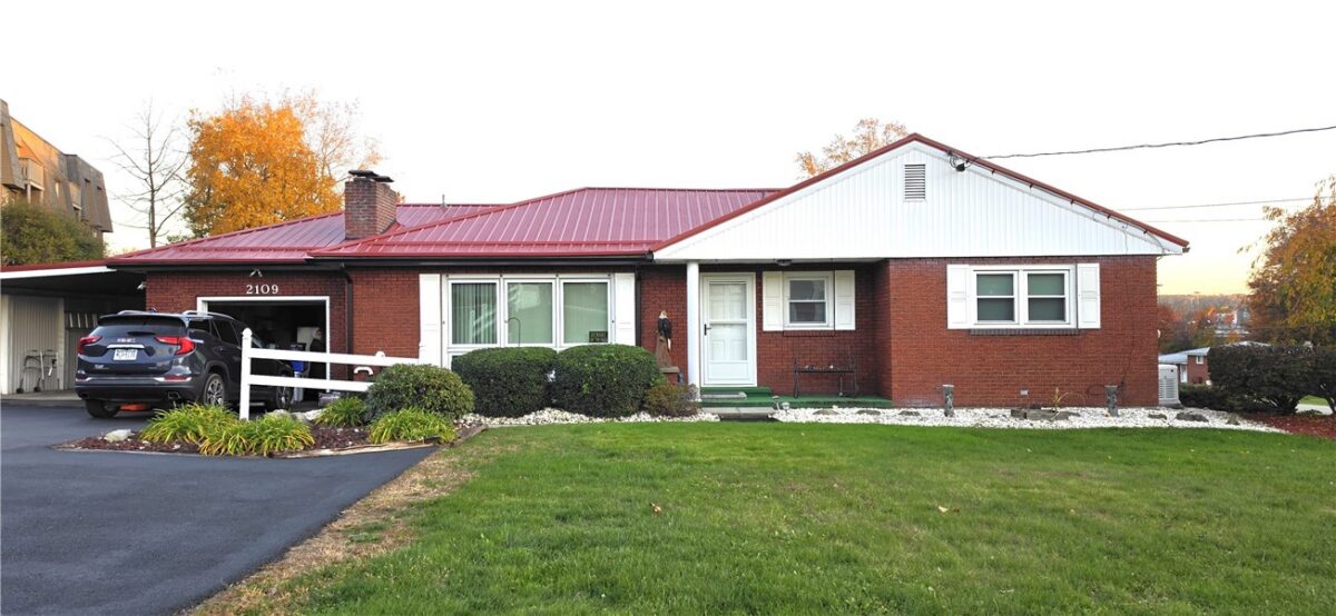 2109 Warren Rd — photo 1