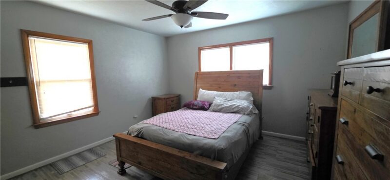 2109 Warren Rd — photo 6