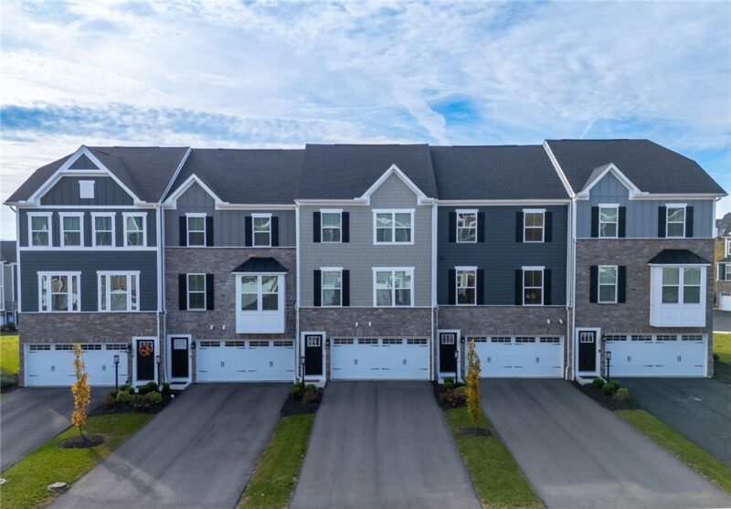 203 Scenic Dr — photo 2