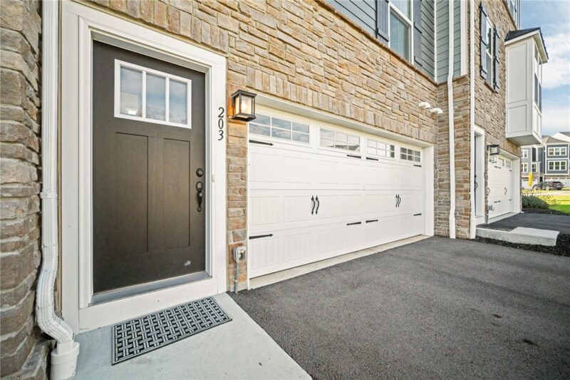 203 Scenic Dr — photo 4