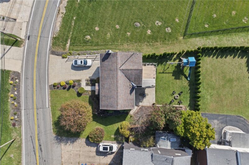 1351 Carnahan Road — photo 3