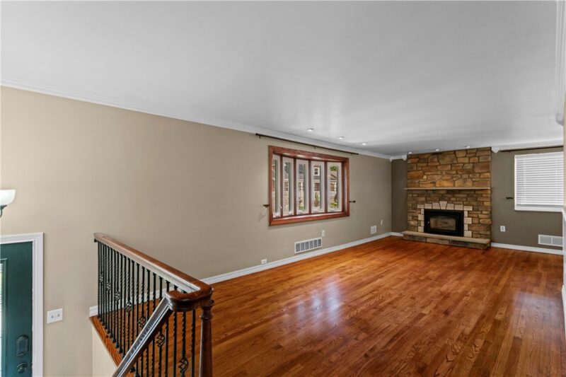 1351 Carnahan Road — photo 6