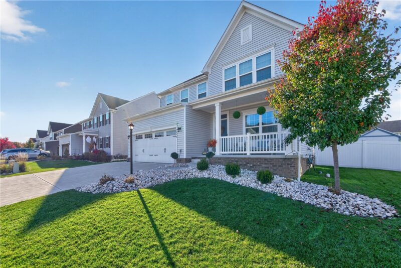 3050 Eagle Ridge Dr — photo 2