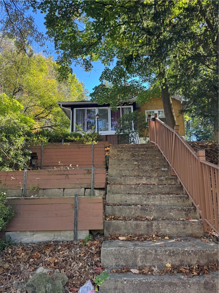 305 Long Rd — photo 1