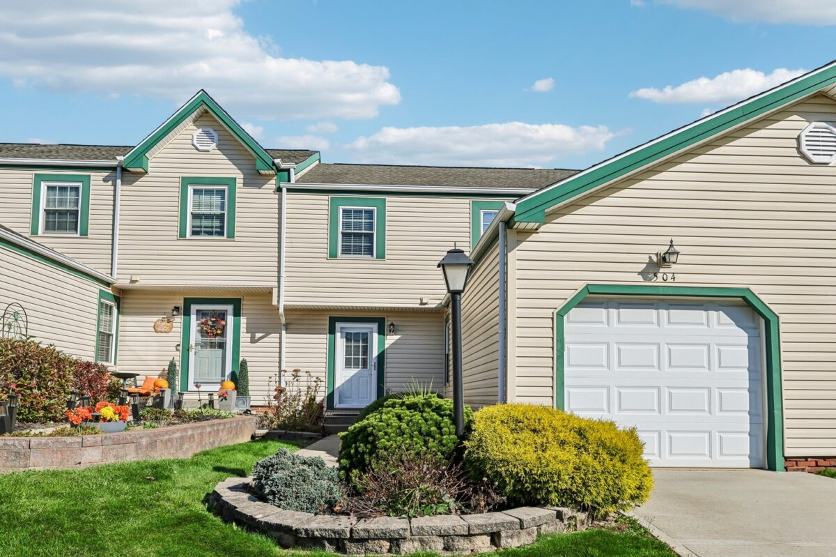 504 Sunrise Drive — photo 1