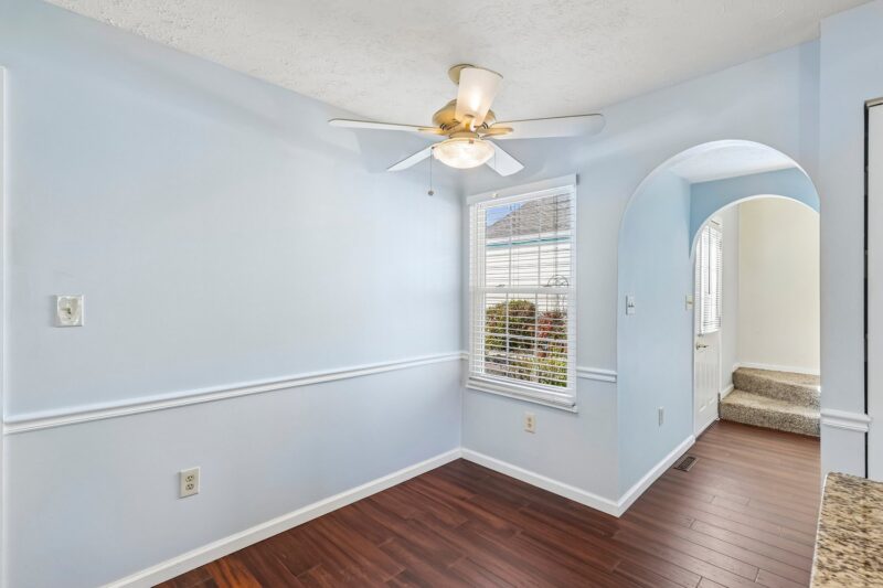 504 Sunrise Drive — photo 8