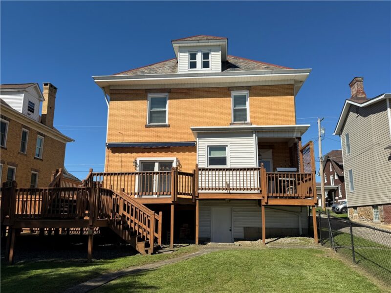 209 S Church Street — photo 3