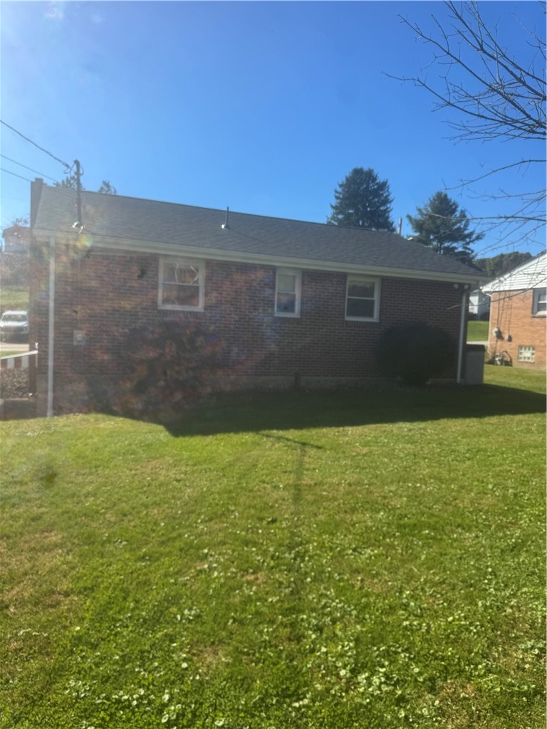 704 Stauffer Ave — photo 2