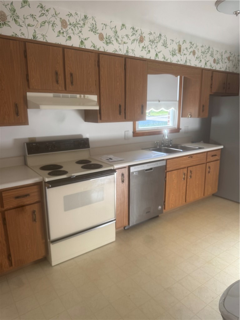 704 Stauffer Ave — photo 5