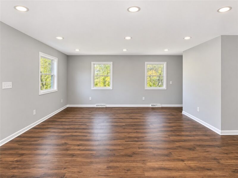 7322 Hutchinson Rd — photo 5