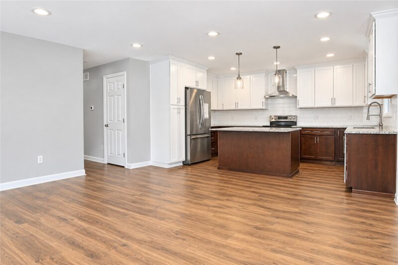 7322 Hutchinson Rd — photo 8
