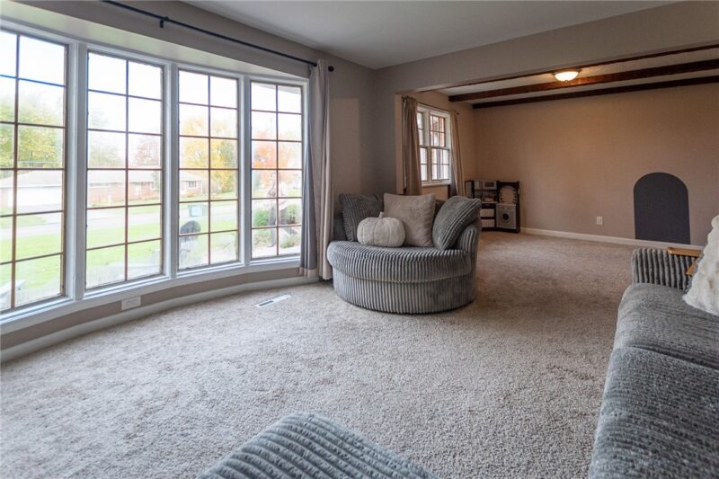 1900 VALLEY VIEW RD. — photo 5