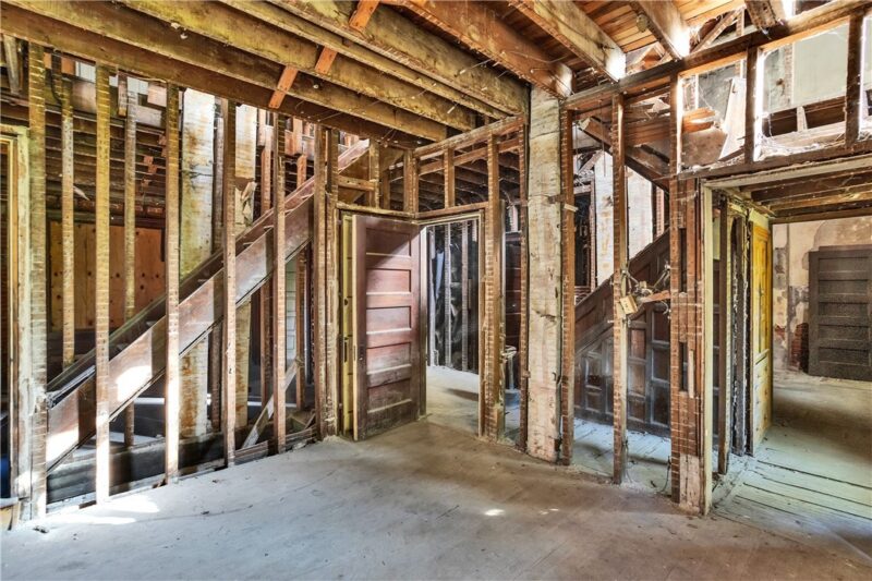 1303 Singer Pl — photo 6