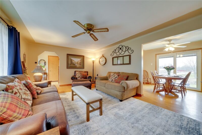 103 LAUREL LN — photo 7