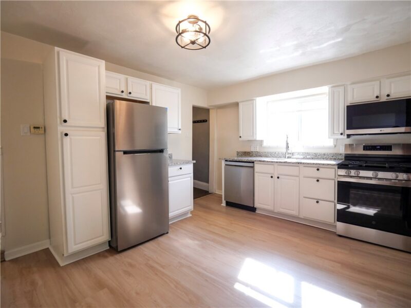 320 Edith Street — photo 8