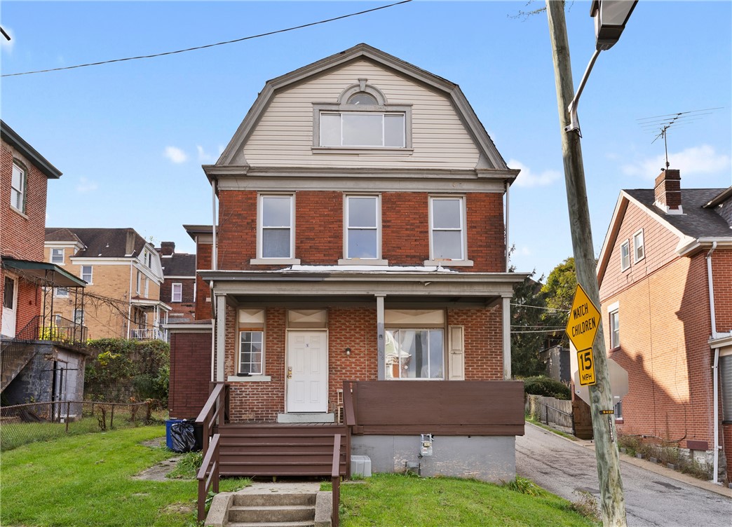 206 Moore Ave — photo 1