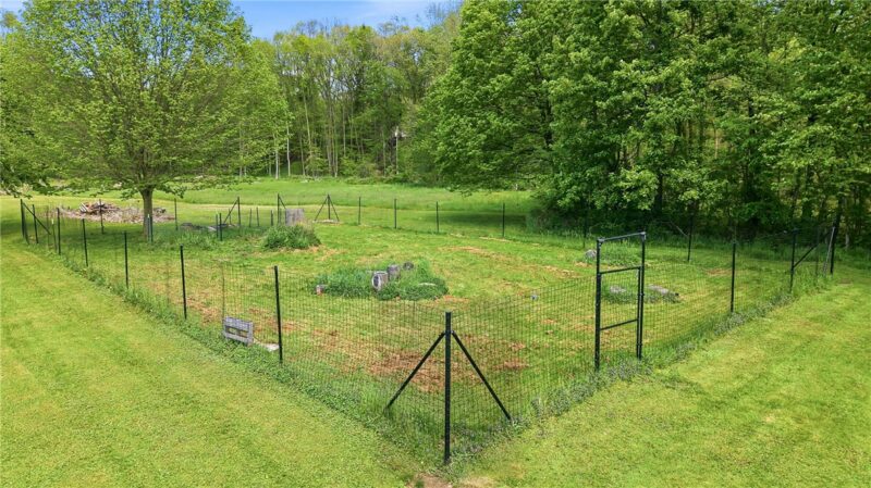 6238 Huron Rd — photo 7