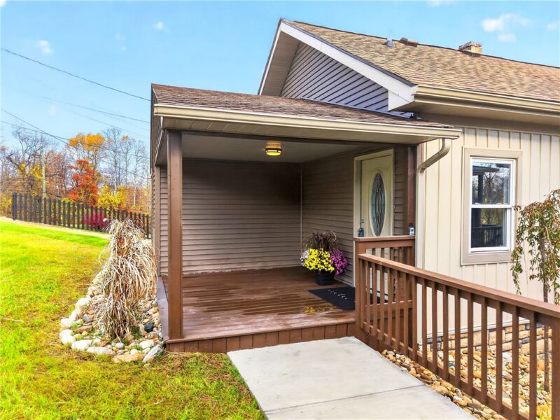 130 Eleanor St — photo 3