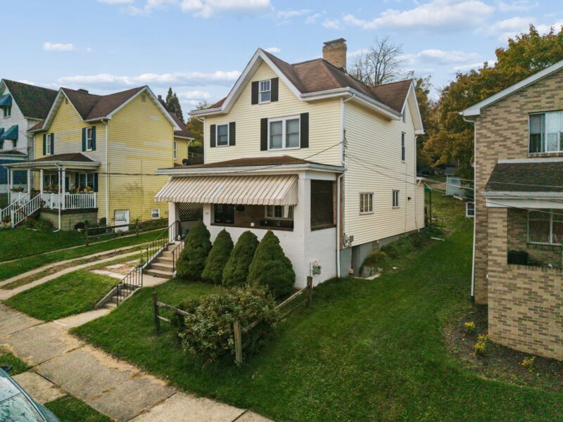 316 Center Ave — photo 3