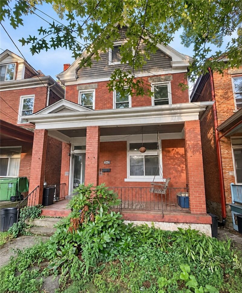312 West St — photo 2