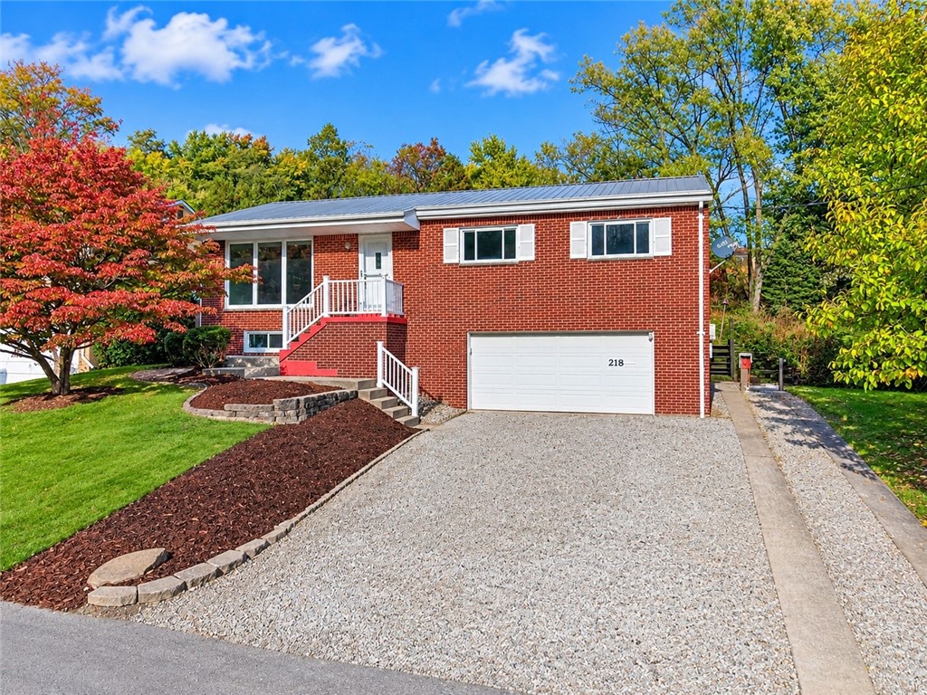 218 MCKENZIE DR — photo 1