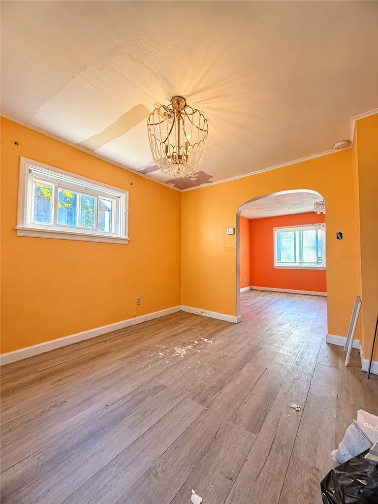 2104 Victoria Ave — photo 5