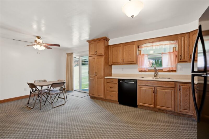 214 Cole Road — photo 8